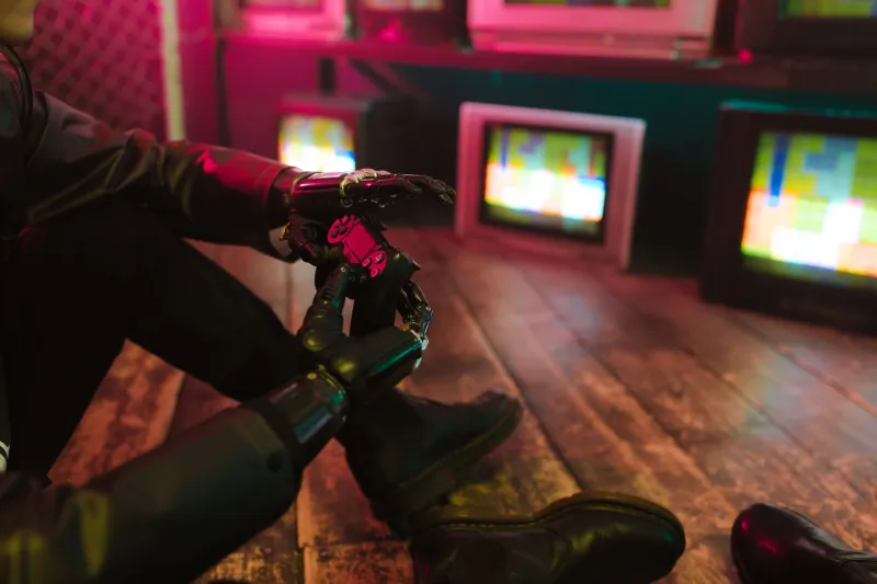 One Arm, Zero Excuses: The Gamer Ripping Through Speedruns With a Robotic Limb